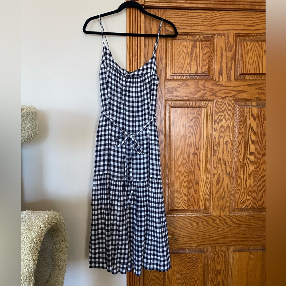 Lucky Brand, Size Small, Black and White Plaid dress with pockets!